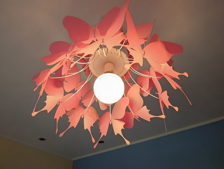 Lampy do pokoju dziecięcego sprzedam
