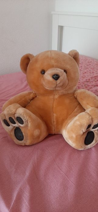 Medium-sized plush teddy bears426020468100311041