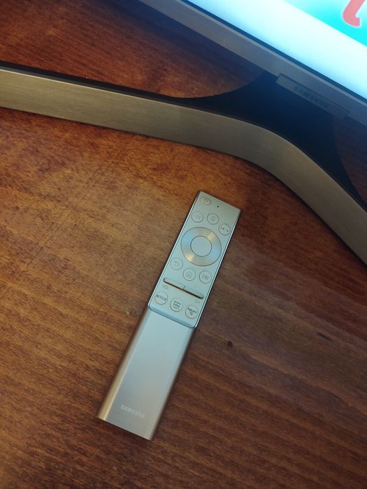 Телевизор Samsung самсунг UE55RU7472U