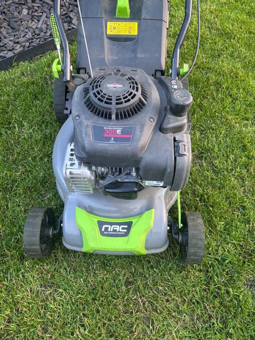 Kosiarka spalinowa  NAC  Lp2710 briggs&stratton