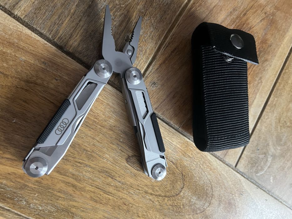 Oryginalny multitool Audi