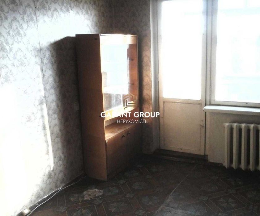 Продається однокімнатна квартира у Пересипському району