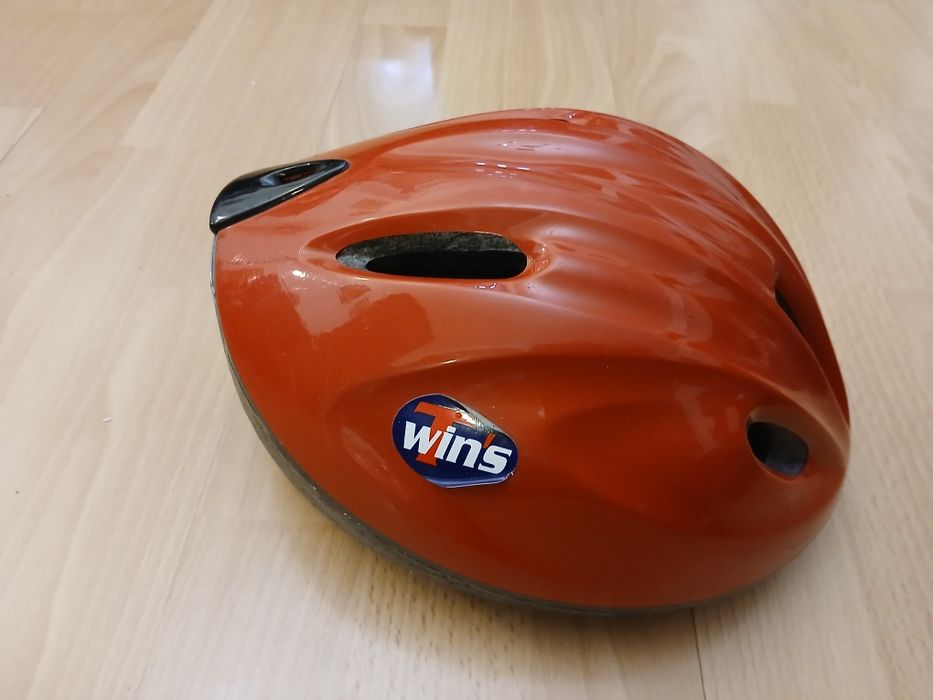 Kask rowerowy czerwony rozmiar M , 53-56 cm