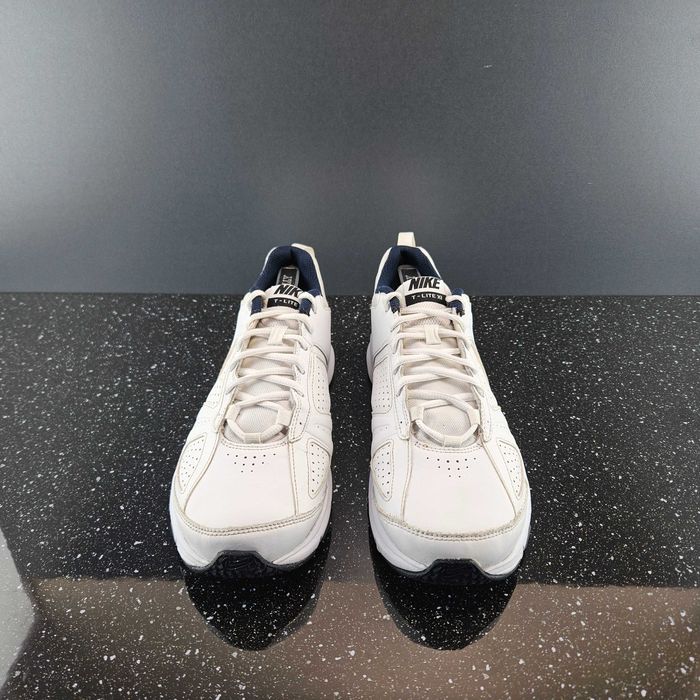 Кроссовки Nike T-Lite 11. Размер 44