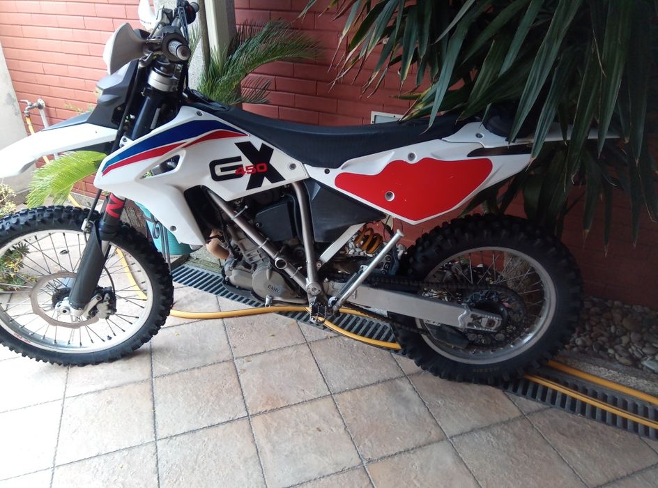Troco ou vendo BMW G 450 X
