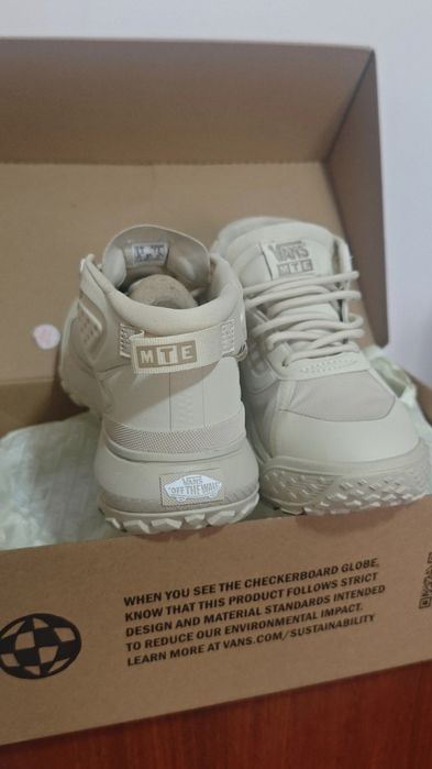 Vans MTE Crosspath Mid - Tam 38 (NOVOS na Caixa / Originais)