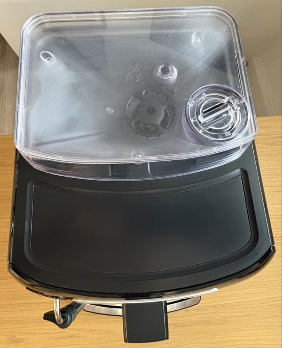 Ekspres do kawy Philips Saeco Intelia HD 8753/19, 100% sprawny, stan ideal.