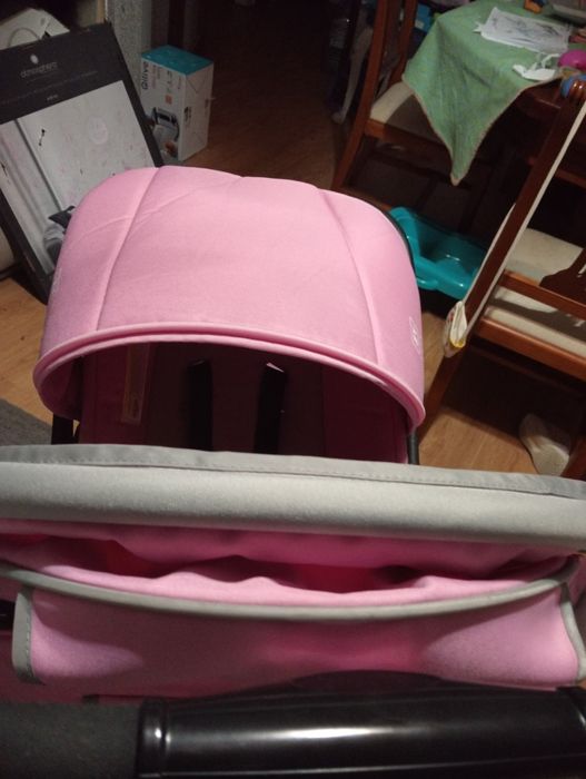 Carro e ovo bebe rosa