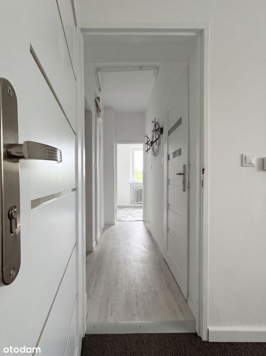 Poznań Dębiec 38 m² parter + pokój i łaź suterena czynsz 0zł- 2 garaże