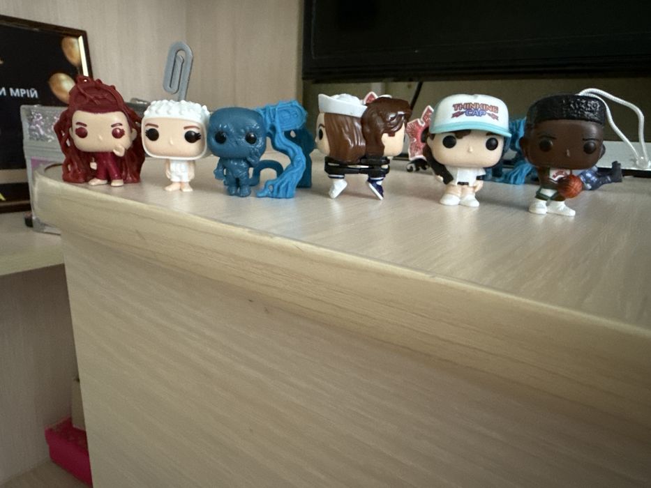 Фигурки с киндер ОСД stranger things