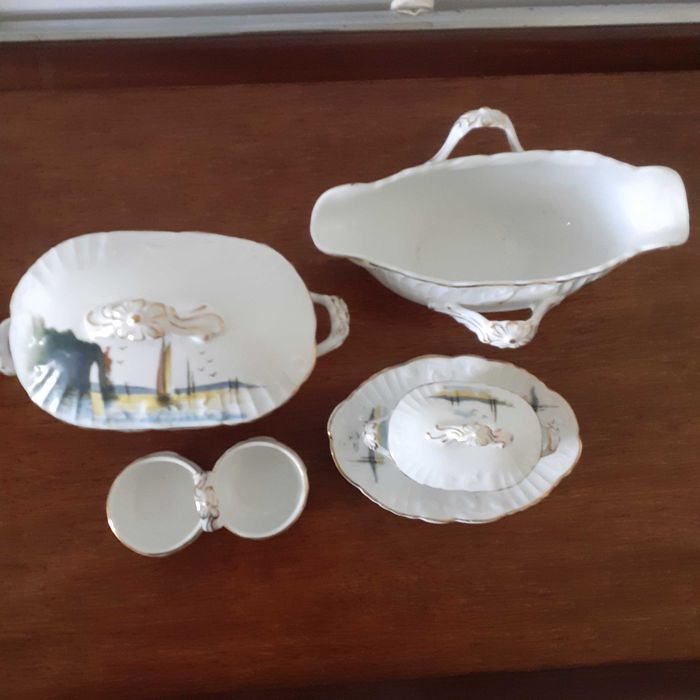 Serviço de jantar antigo VA 90 peças