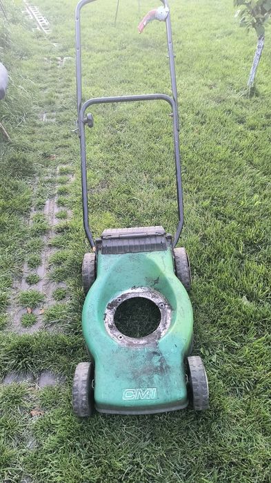 Запчастини до газонокосарки смі