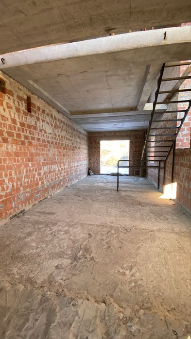 Продаж Дуплекс,  3х пов. Будинок  340м2 с. Деревʼяна, м. Київ 29 км.