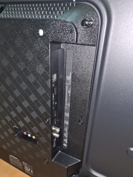 !Avariado! televisão hisense 50" 50A6BG