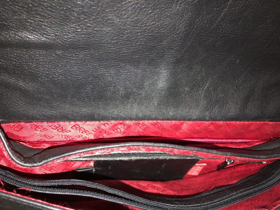 Сумка із натуральної шкіри.