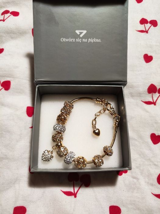 Bransoletka złota charms