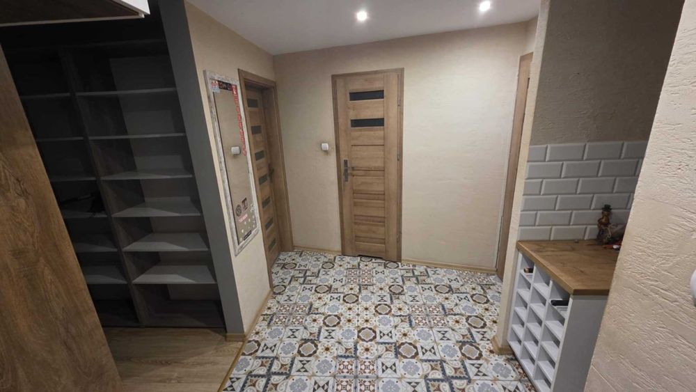 Sprzedam mieszkanie ul. Niepodległości 11