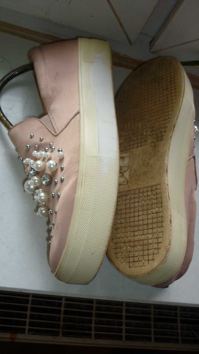 Steve Madden- atłasowe snikersy  r; 39