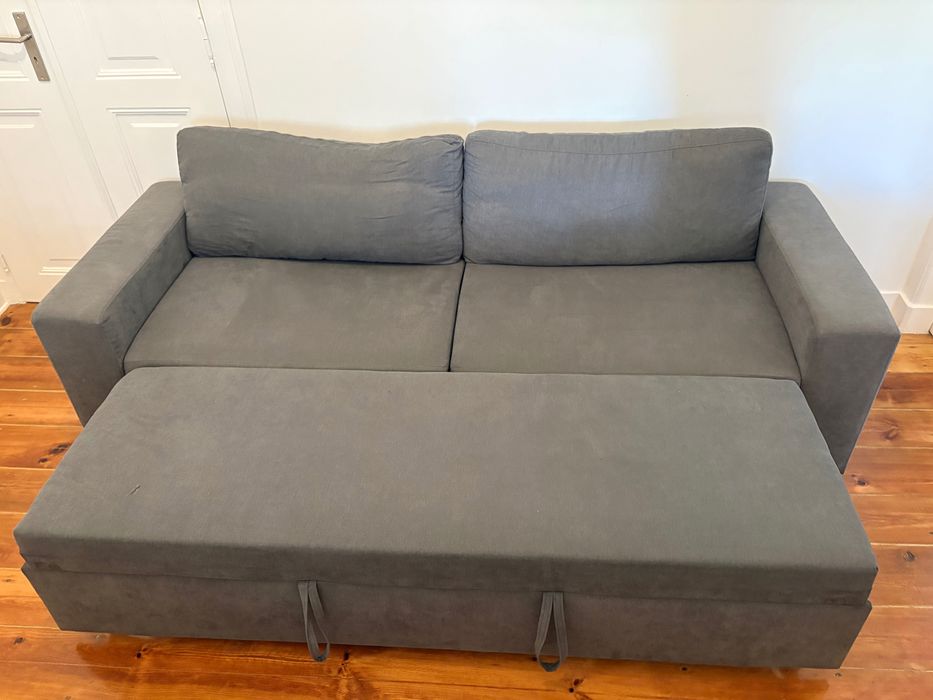 Sofá-cama cinzento – 3 lugares com cama extensível