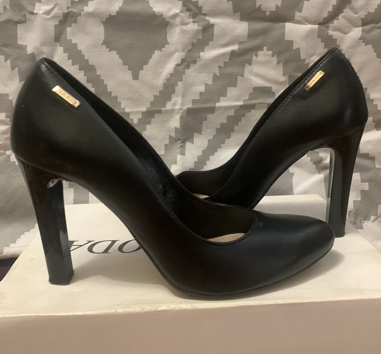 Туфлі шкіряні 39р