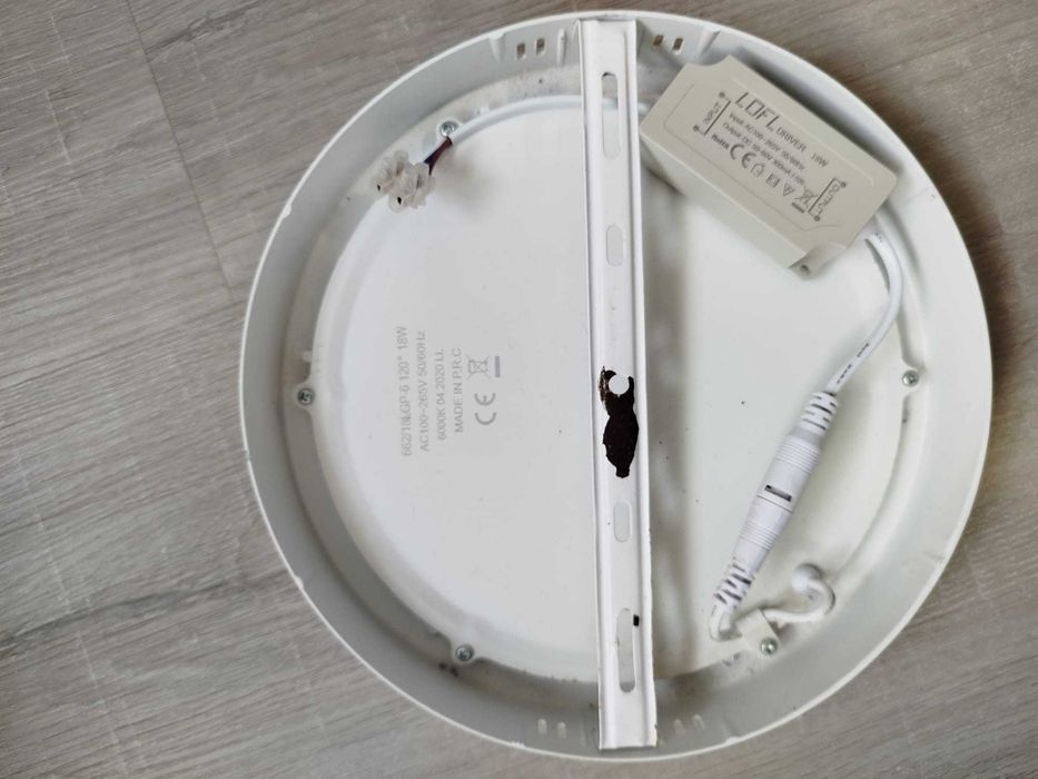 Candeeiro LED tecto/parede 22cm