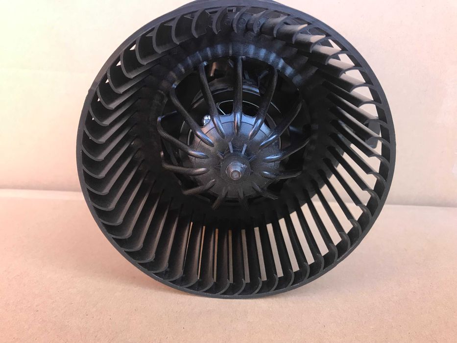 Моторчик печки вентилятор Renault Megane II (02-08)