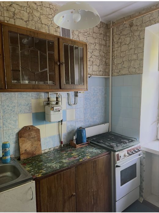 Продам 1-но кім квартиру гостинного типу