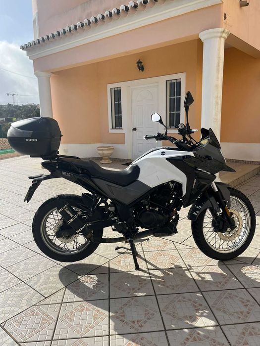 Motociclo Sym em bom estado