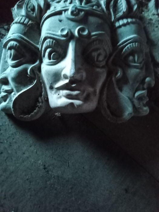 Гіпсовий барельєф