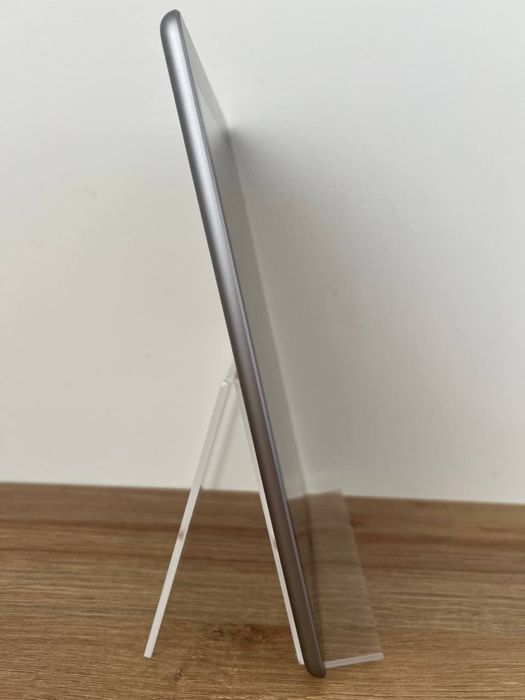 Ipad 6, 32Gb,9,7 WiFi. Айпад 6 на 32 гб.
