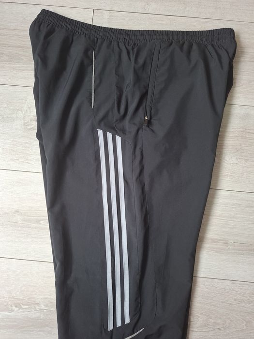 Spodnie dresowe adidas