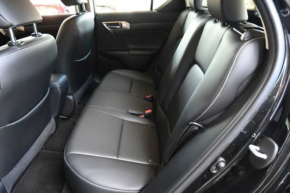 Lexus CT 200h      2017