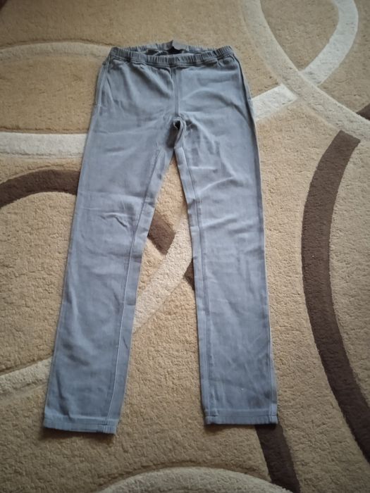 Джинси жіночі сірого кольору 44-46 розмір