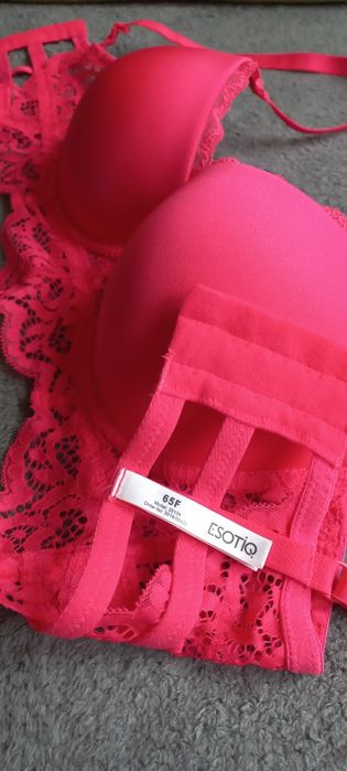 Biustonosz Esotiq 65F