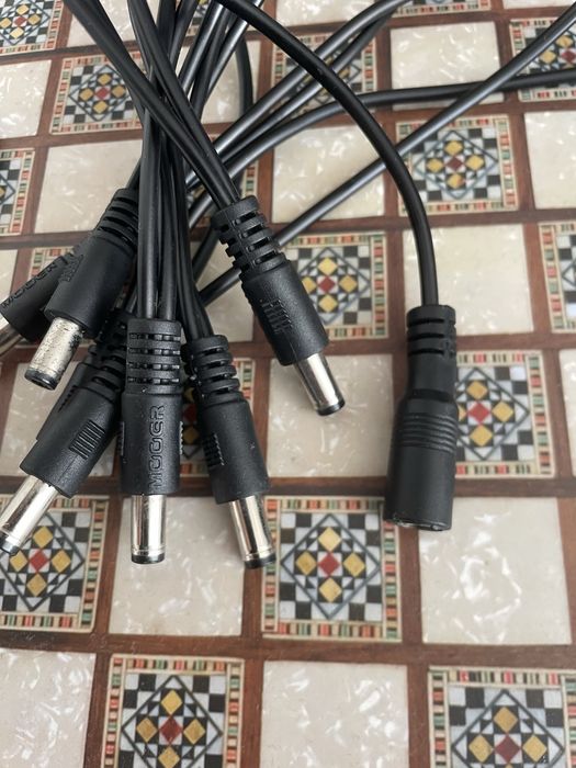 Cabo de corrente Daisy Chain Mooer para 8 pedais