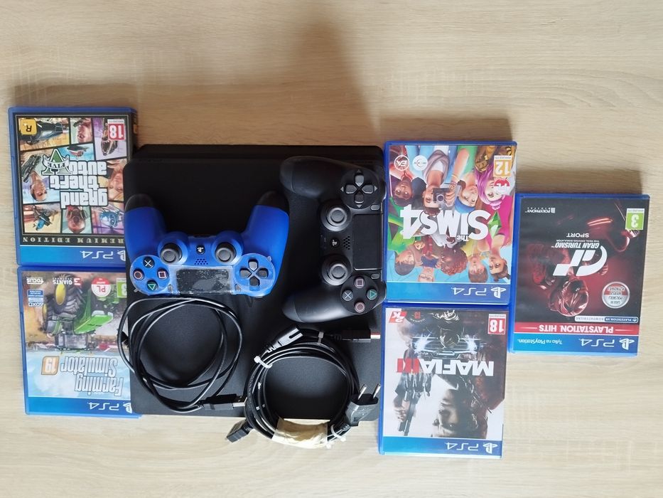 PS4 Slim 1TB komplet