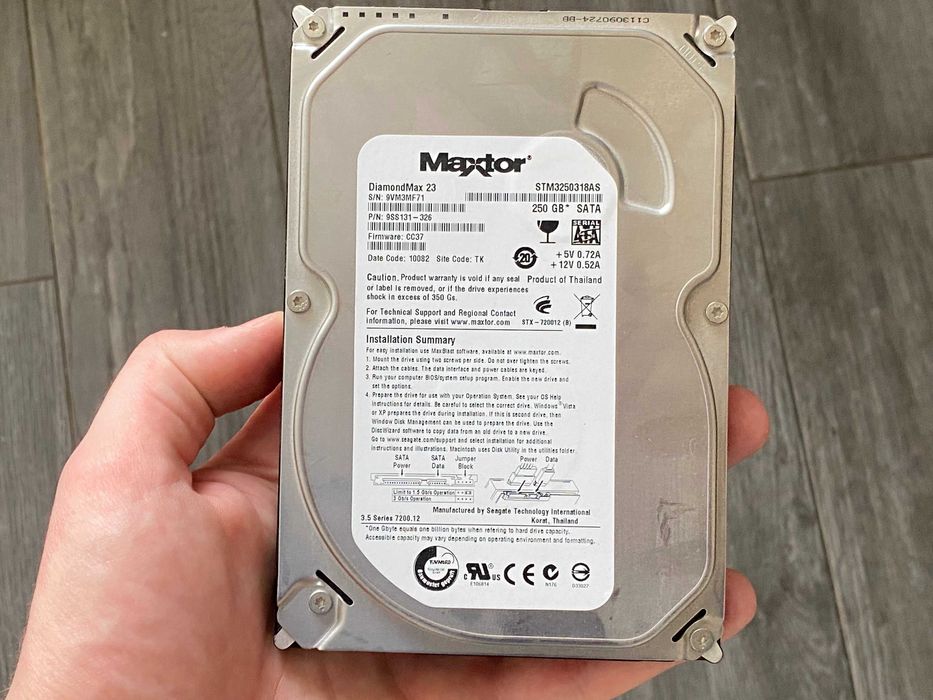 Жорсткий диск Maxtor DiamondMax 23, 250 ГБ