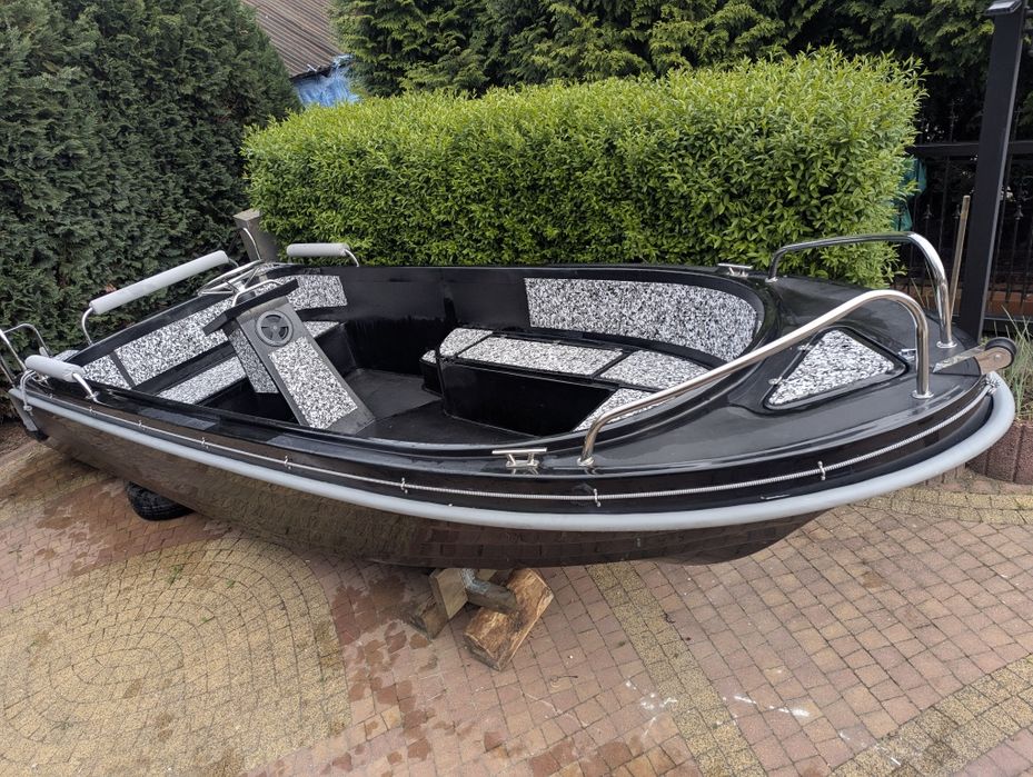 Łódź motorowa, łódka