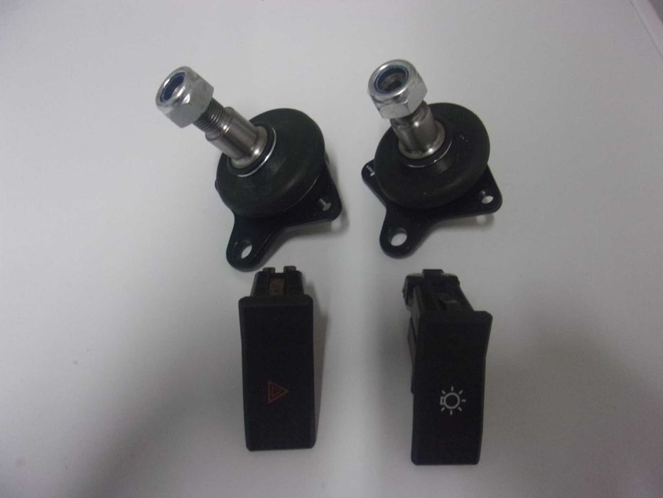 Sworzeń przegub wahacza.włącznik świateł głównych i awar.Wartburg 1,3