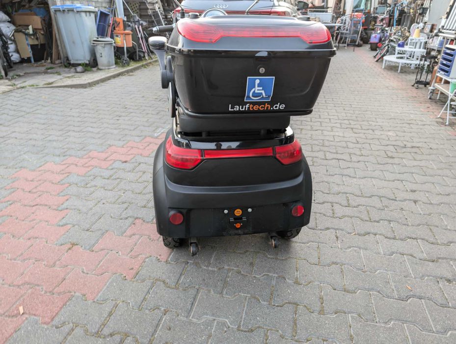 Veleco Crystal Wózek Inwalidzki Elektryczny