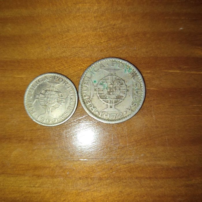 Moedas  antigas de Angola