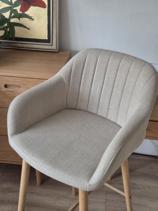 ADSLEV JYSK
Krzesło barowe / hoker