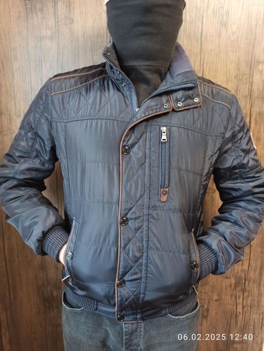 Продам чоловічу куртку!