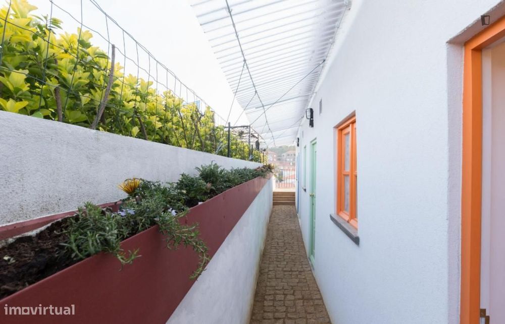 Estúdio - localizado em Santa Marinha Porto