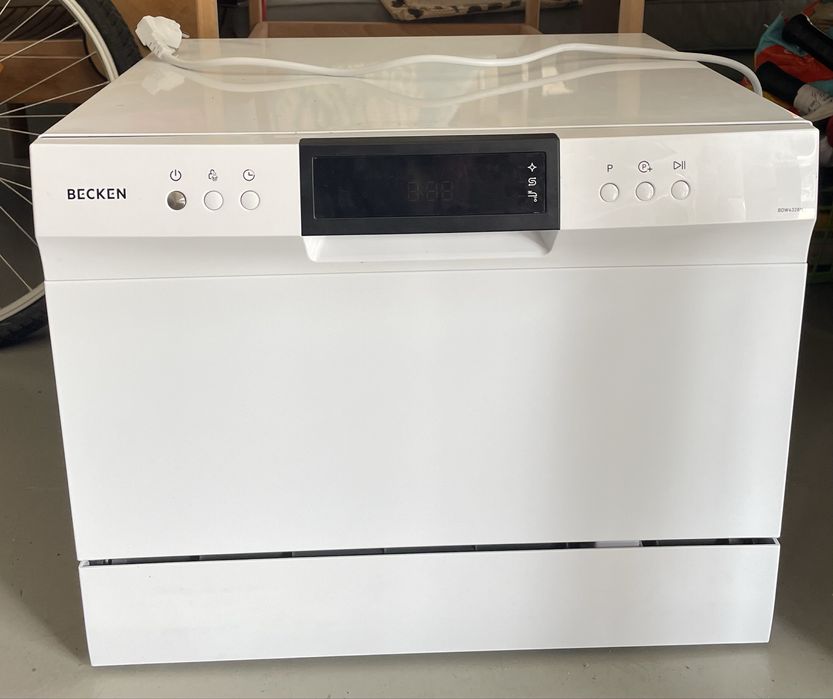 Máquina de Lavar Loiça BECKEN