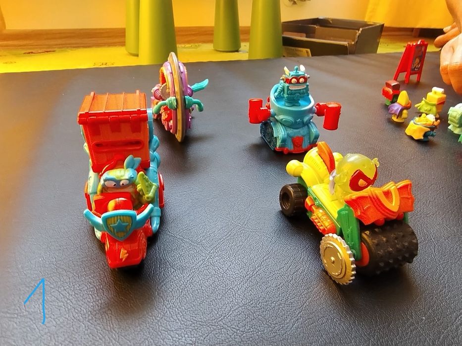 Super Zings figurki