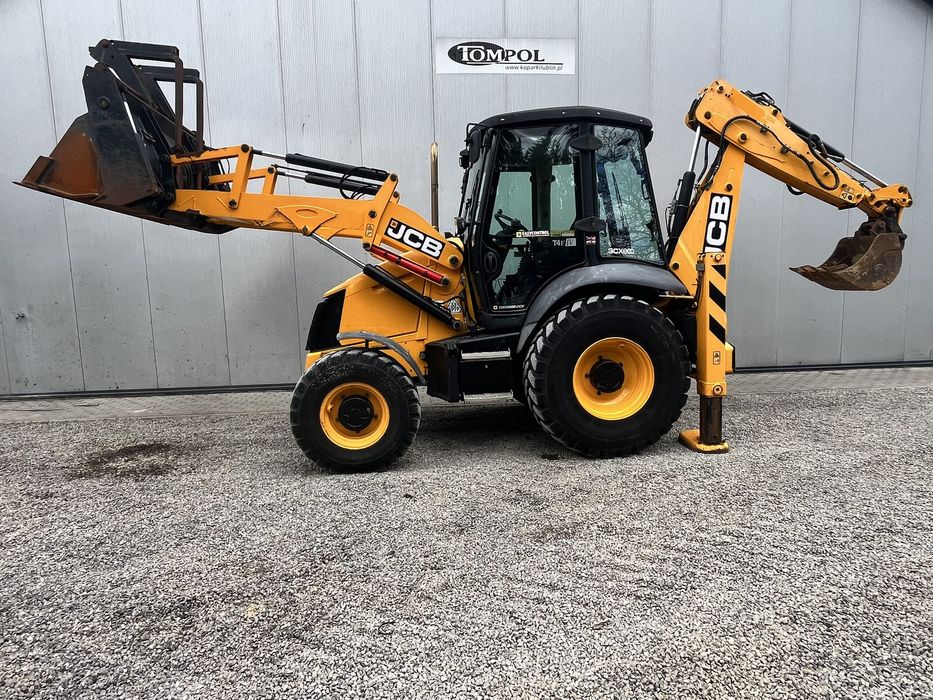 JCB 3CX  - 2017 - 2294 MTH