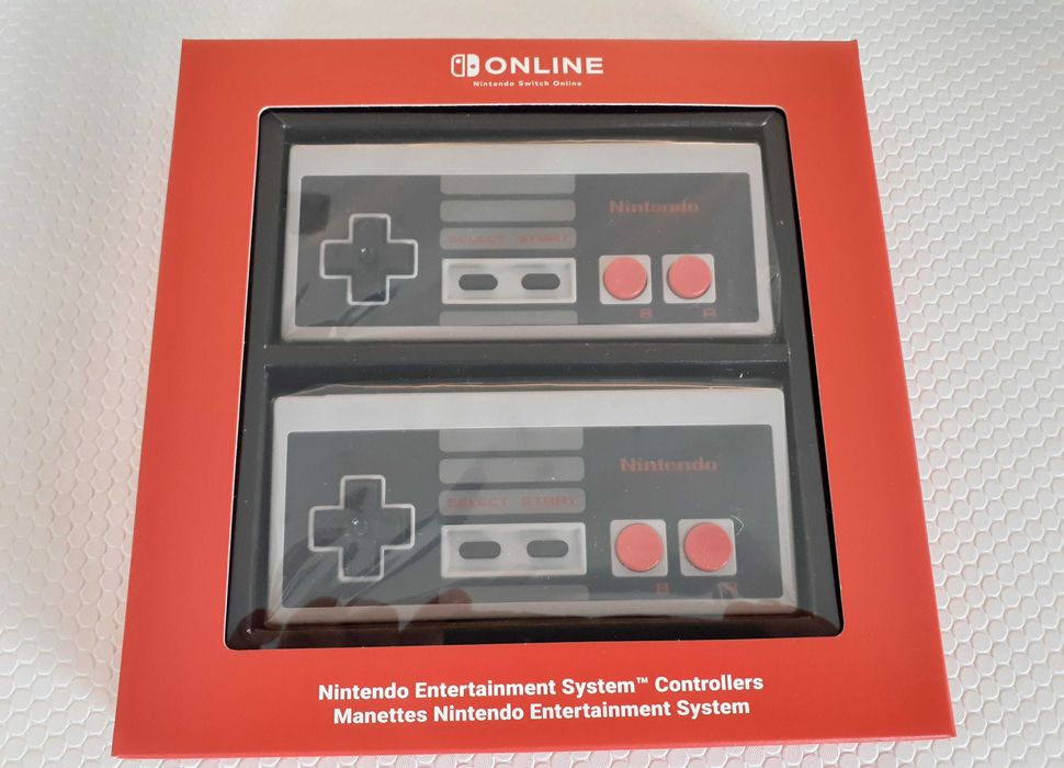 Nintendo World Championships: NES Edition Conjunto Deluxe + Joy-Cons