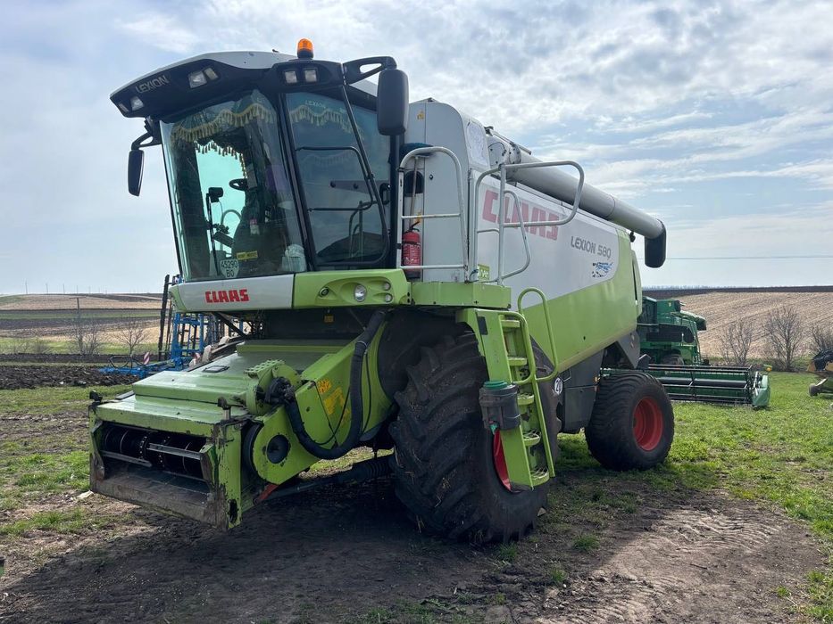 Комбайн Claas Lexion 580