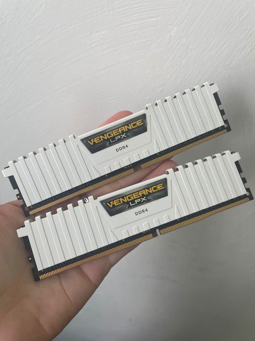 corsair vengeance lpx ddr4 - купити комплектуючі для ПК - Ціна на